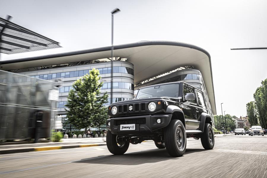  Suzuki Jimny Gan 2019 года  (IT) (фото 32 из 42)